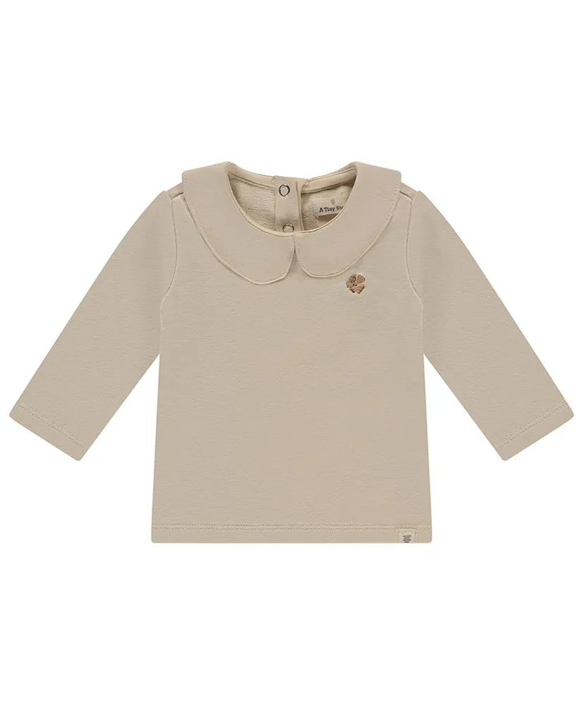 A Tiny Story T-shirt Kraag