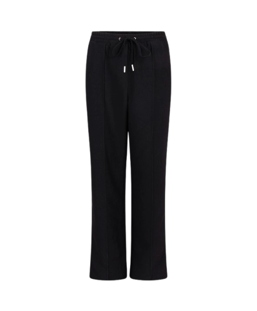 Aaiko Broek Esila