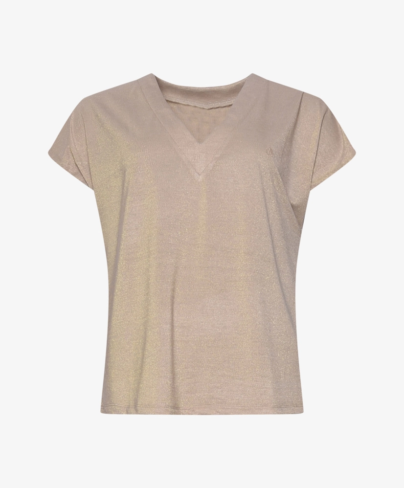 Aimée the Label Top Yanni