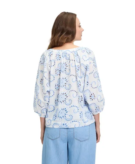 Betty & Co Top Embroidery