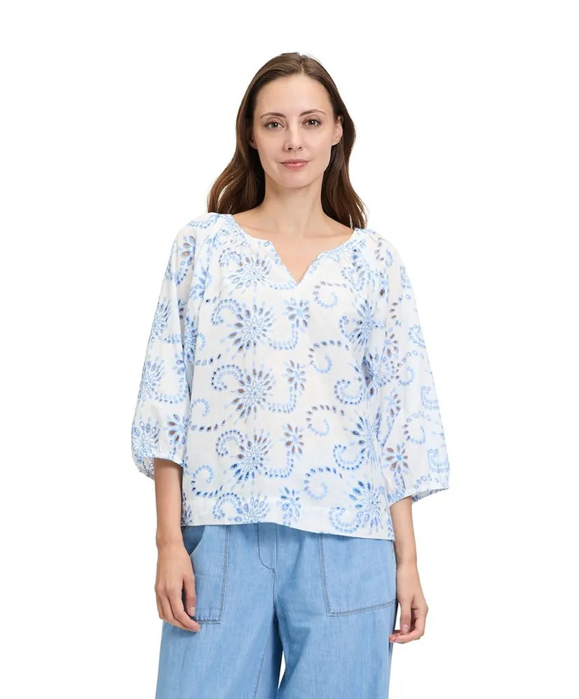 Betty & Co Top Embroidery