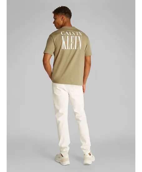 Calvin Klein Jeans T-shirt Serif Font