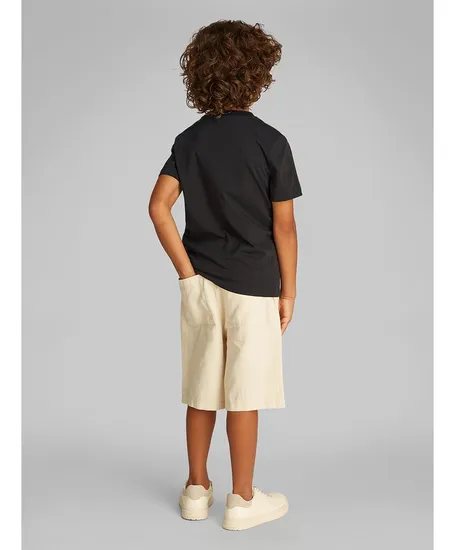 Calvin Klein T-shirt Label