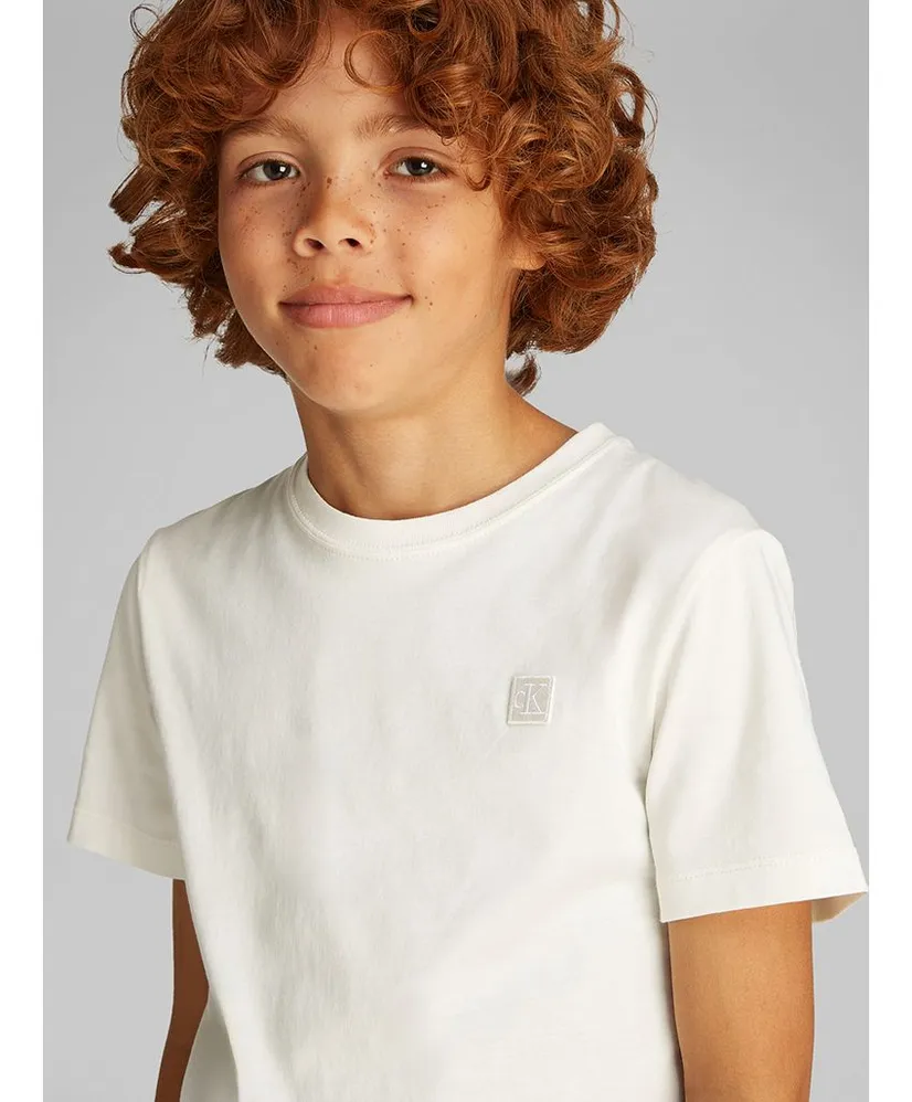 Calvin Klein T-shirt Label