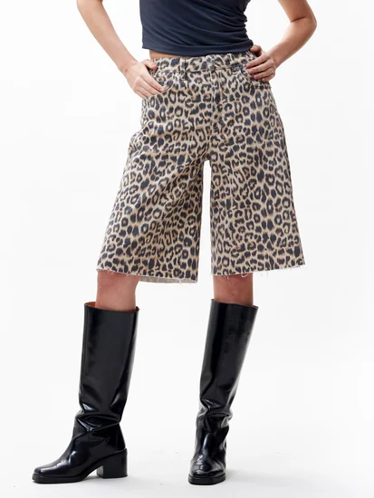 Catwalk Junkie Bermuda Leopard Loose Fit