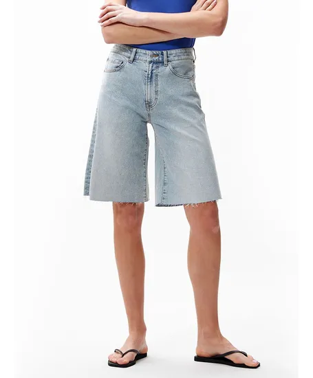 Catwalk Junkie Jort Loose Fit