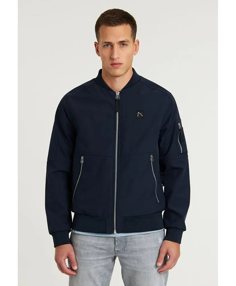Chasin' Softshell Bomberjack Dash