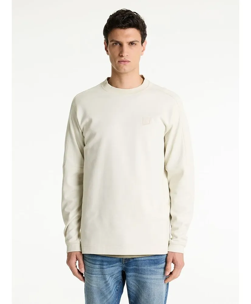 Chasin' Sweater Dax