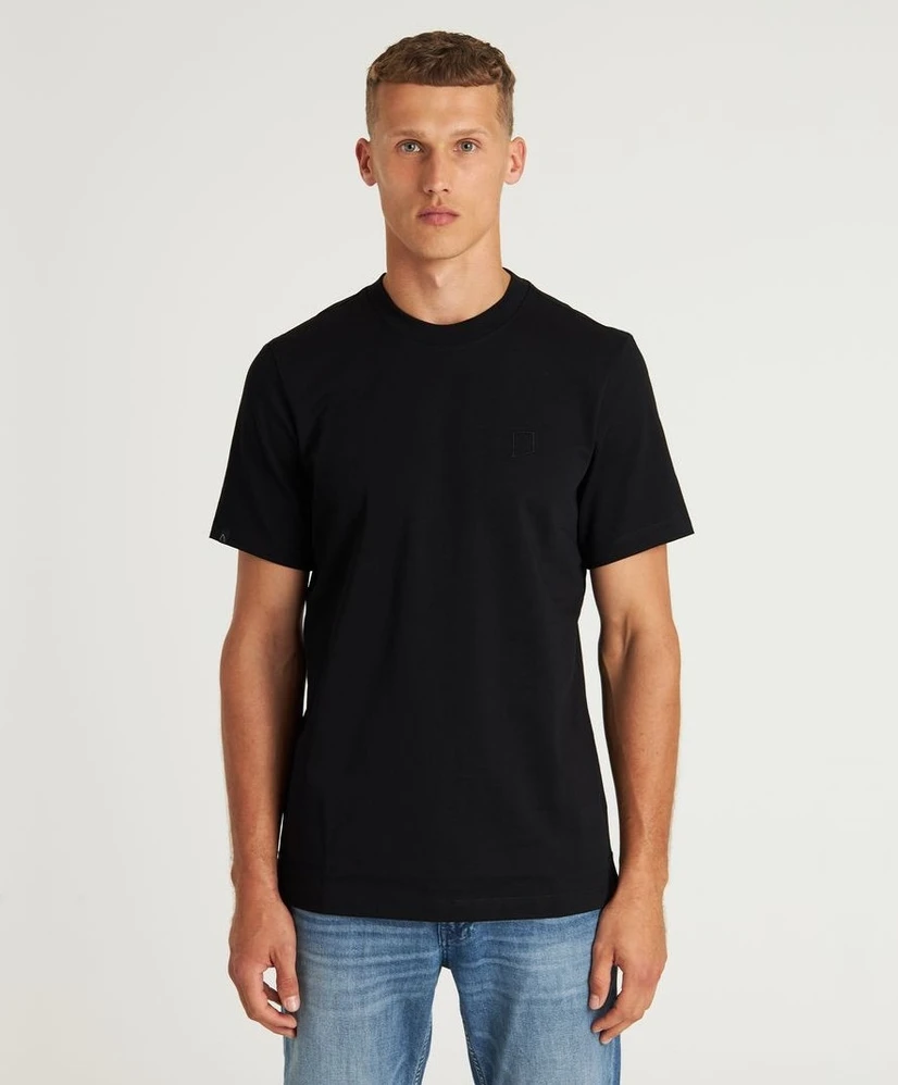 Chasin' T-shirt Brace