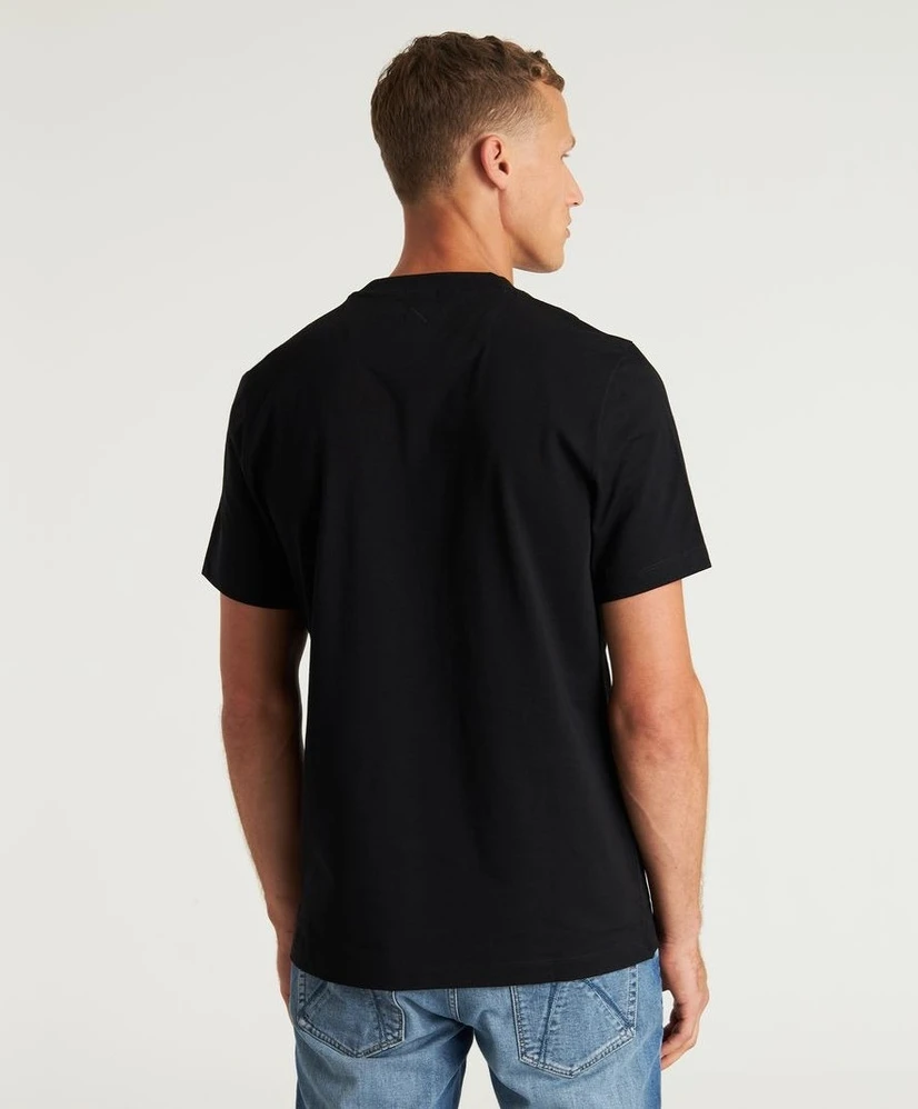 Chasin' T-shirt Brace
