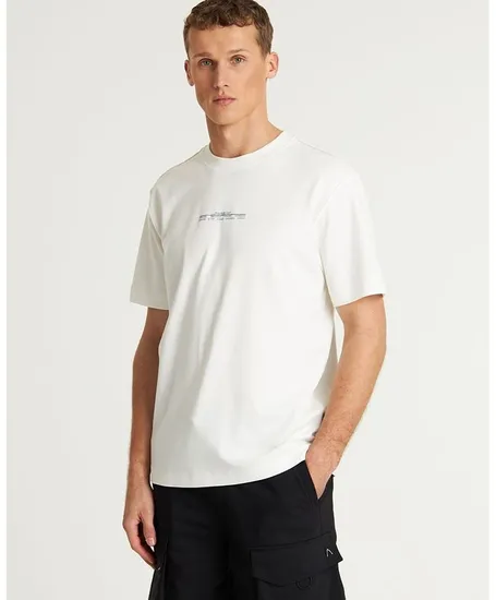 Chasin' T-shirt Ember