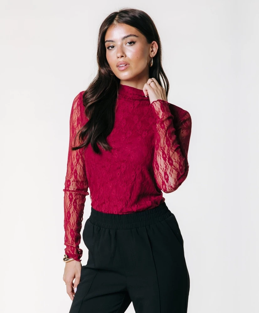 Colourful Rebel Top Noe