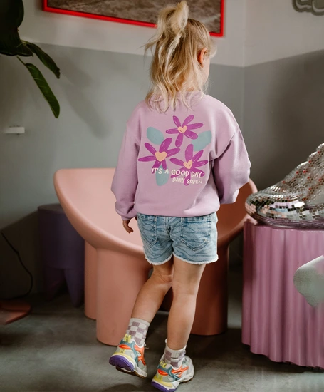 Daily7 Sweater Flower Backprint