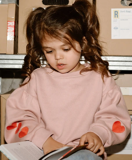 Daily7 Sweater Heart Embroidery