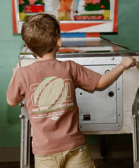 Daily7 T-shirt Backprint