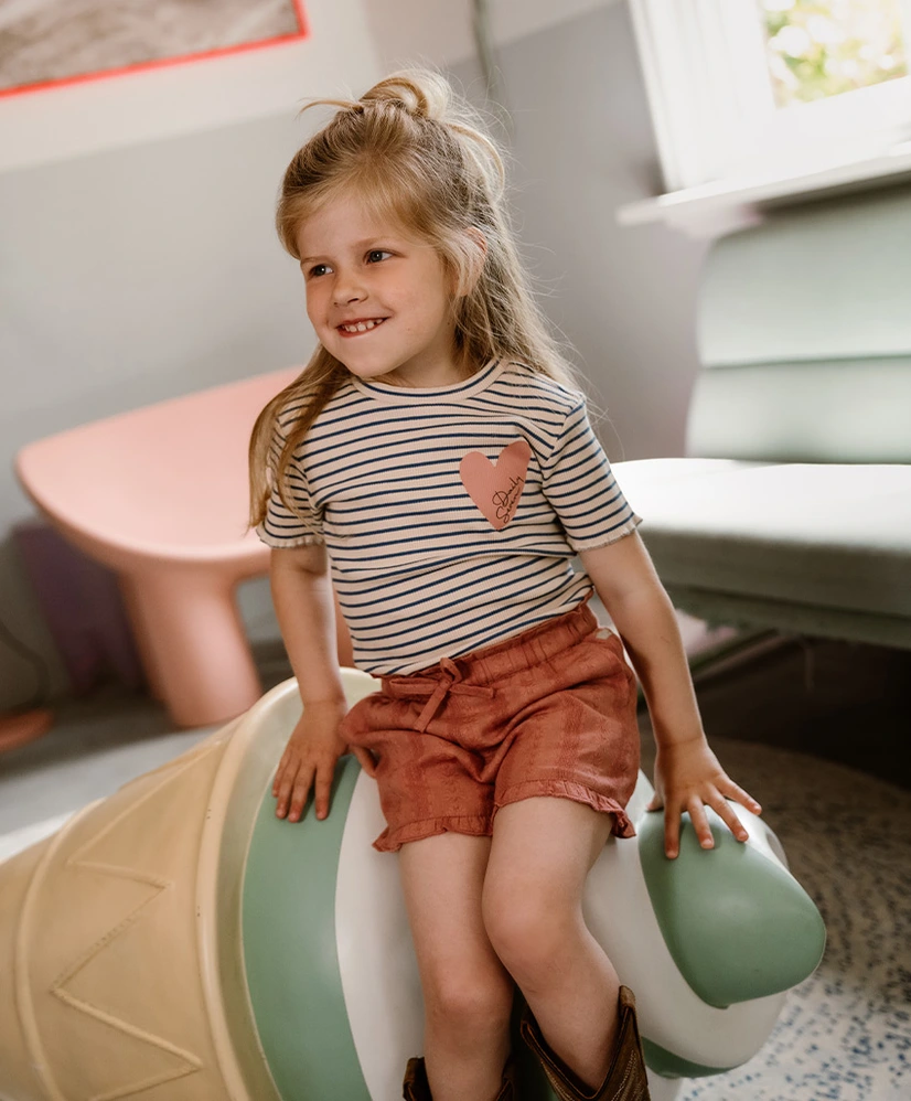 Daily7 T-shirt Striped