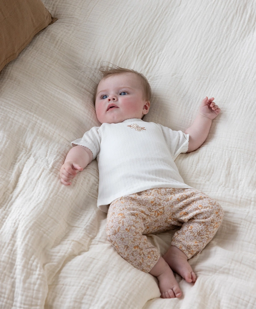 FEETJE T-shirt Pointelle Flower Field