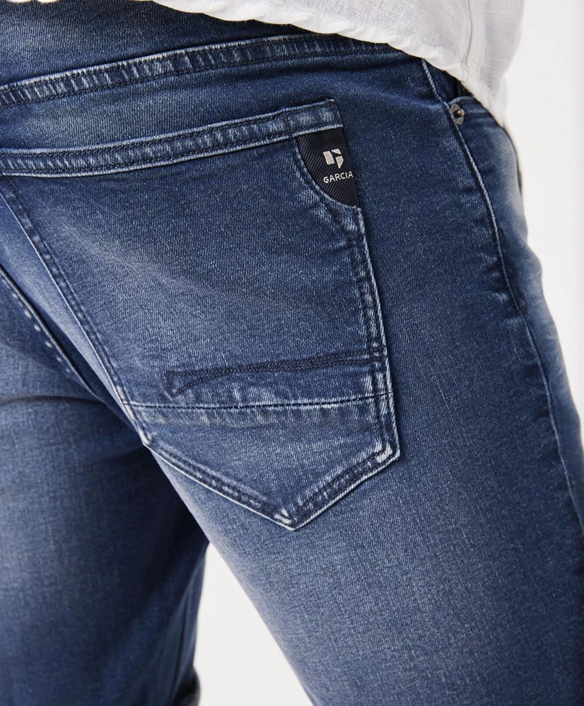 GARCIA Short Russo
