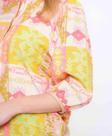 Geisha Blouse Allover Print