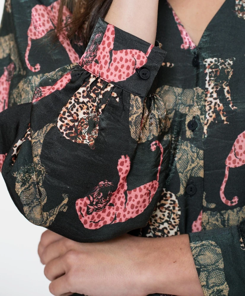 Geisha Blouse Animals