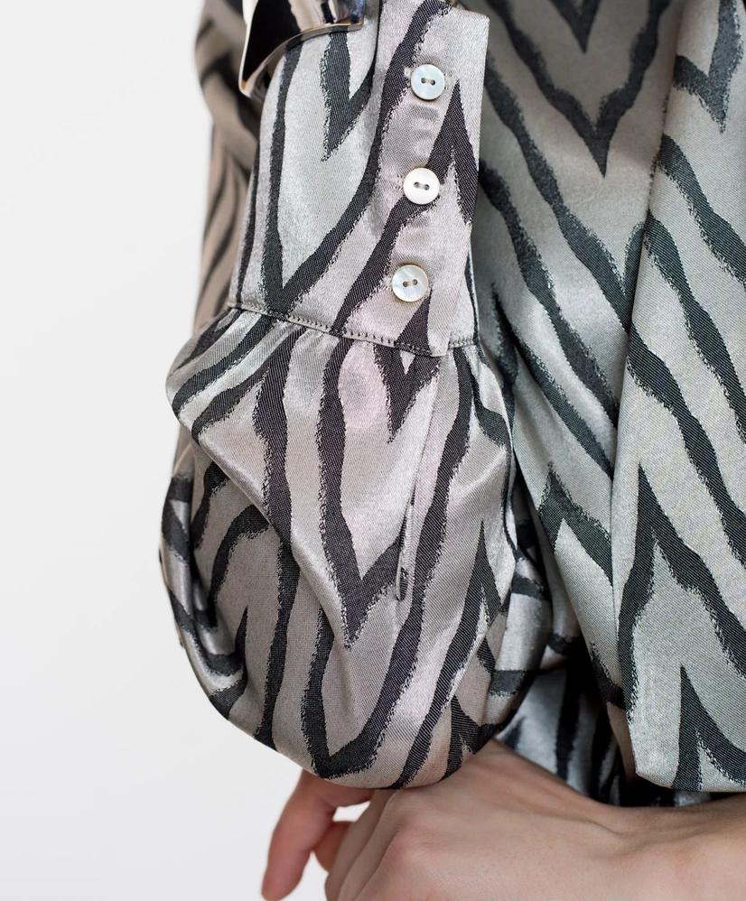 Geisha Blouse Print