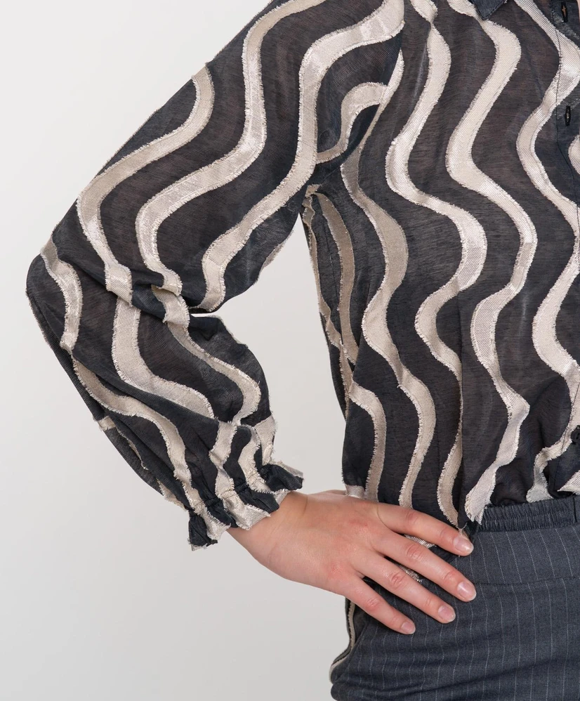 Geisha Blouse Wavy Print