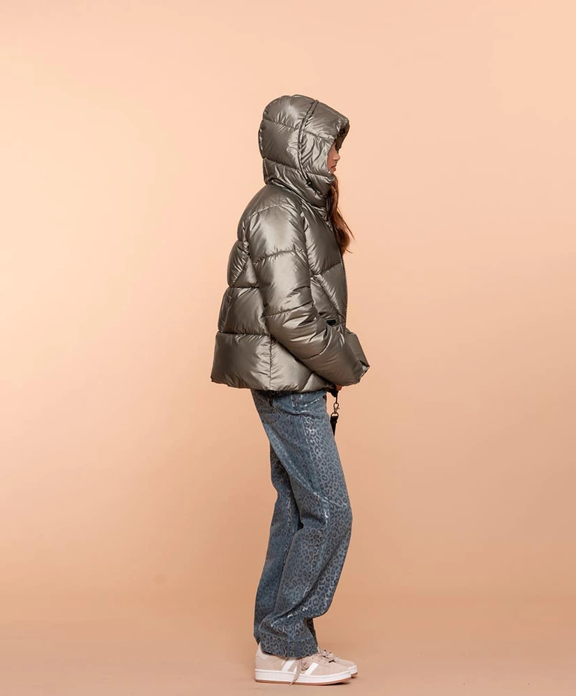 Geisha Girls Jas Metallic Boxy
