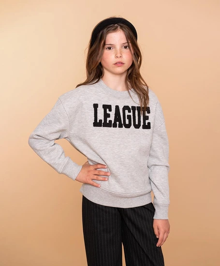 Geisha Girls Sweater League