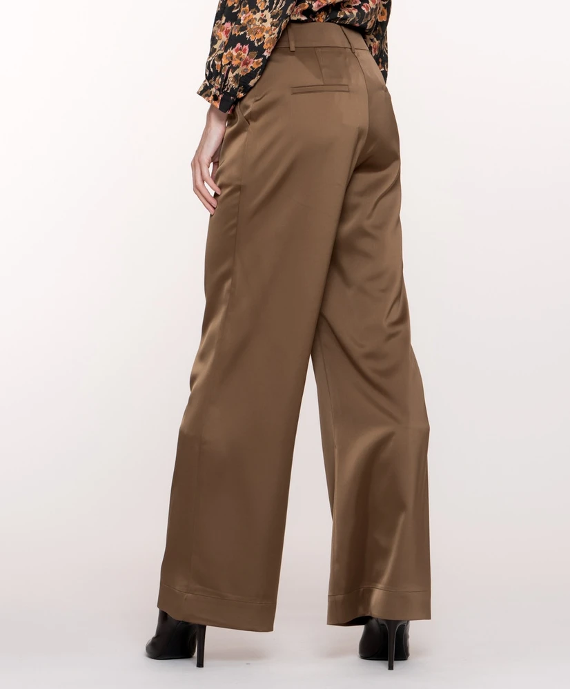 Geisha Pantalon Shiny