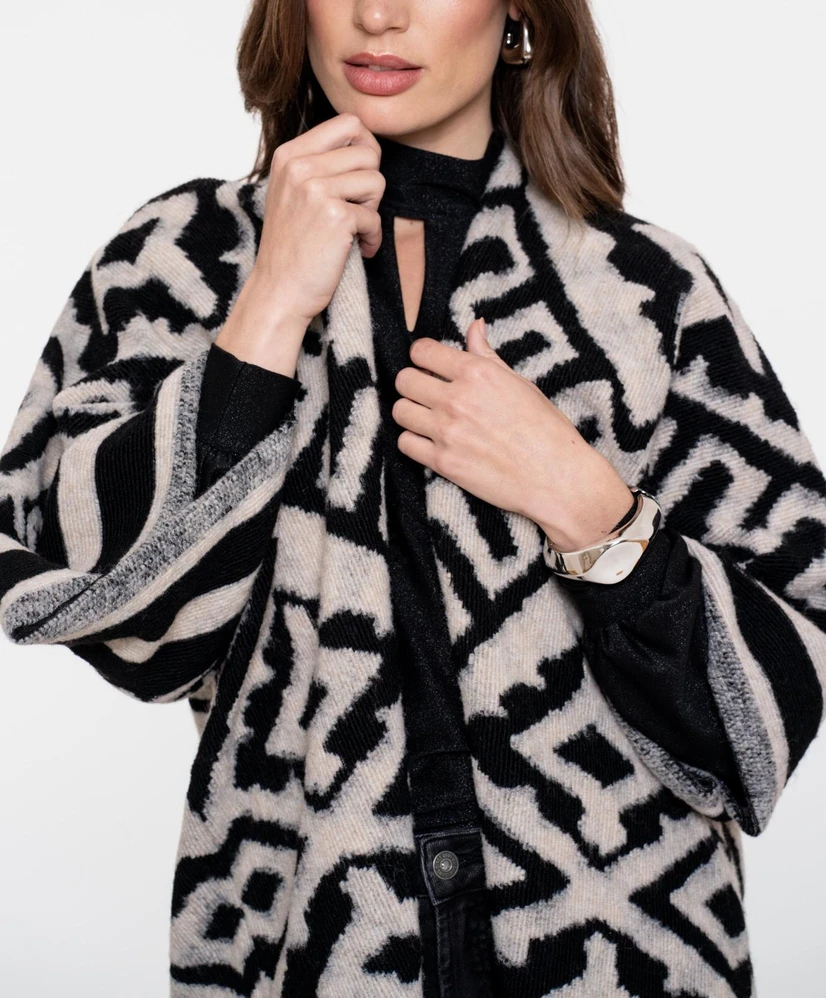 Geisha Poncho Jacquard