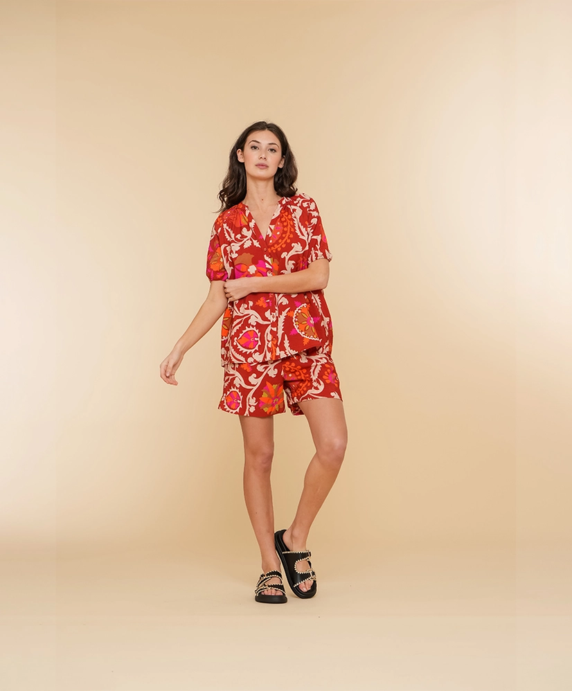 Geisha Short Allover Print