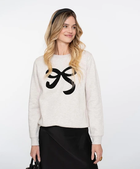 Geisha Sweater Bow