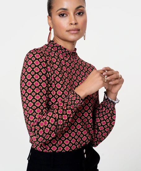Geisha Top Allover Print