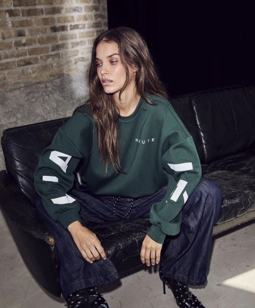 Haute L'Amitié Sweater Mouw Tekst