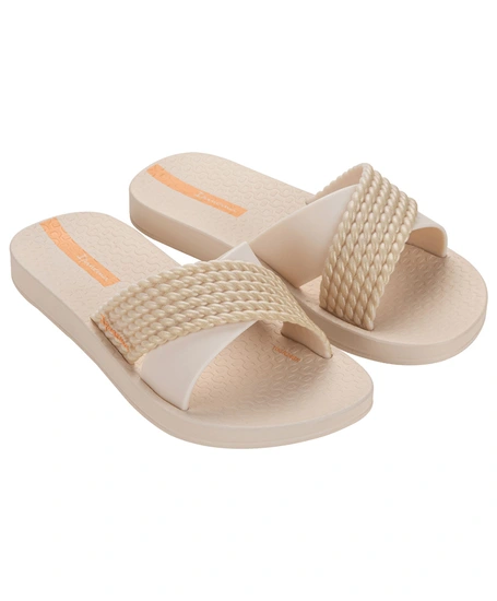 Ipanema Slippers Street