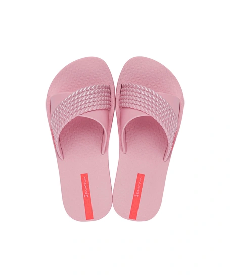 Ipanema Slippers Street