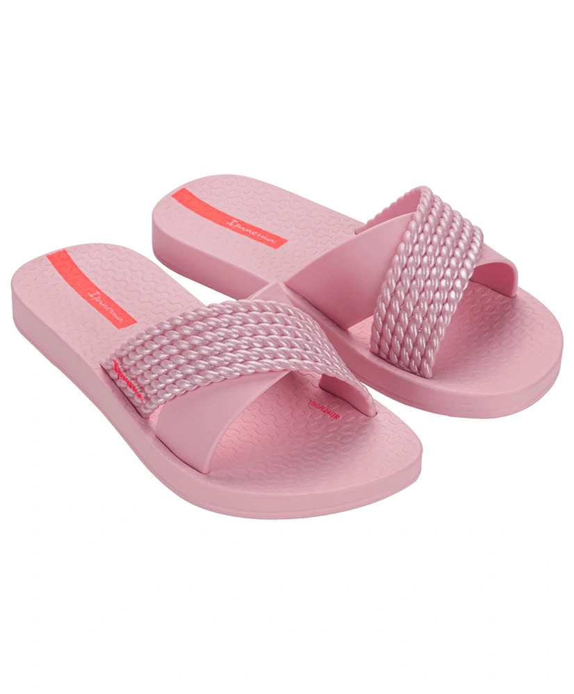 Ipanema Slippers Street
