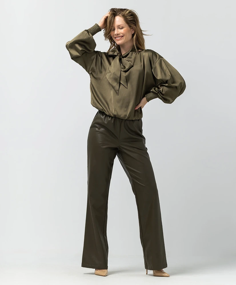 LabeL DOT Blouse Alexa