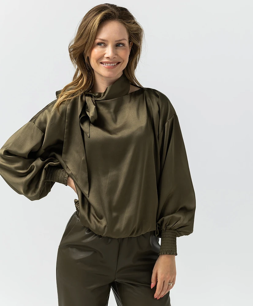 LabeL DOT Blouse Alexa