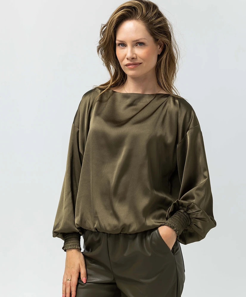 LabeL DOT Blouse Alexa