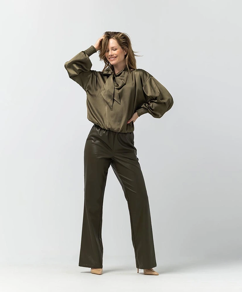 LabeL DOT Blouse Alexa