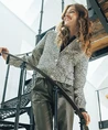 LabeL DOT Jack Debora