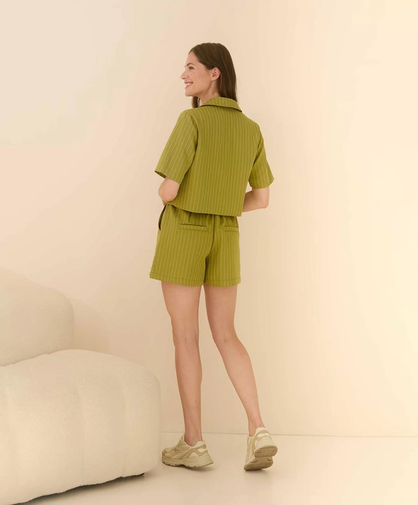 Lofty Manner Short Giovanna
