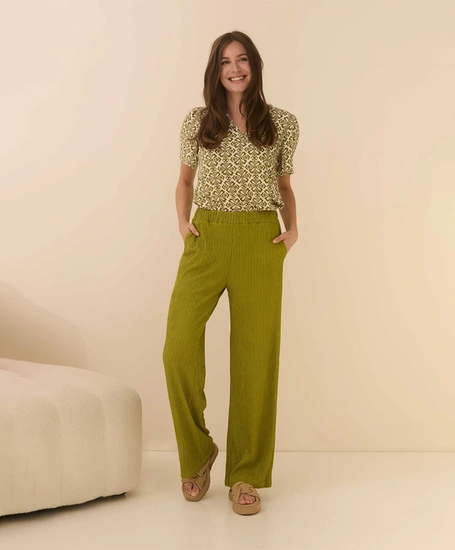 Lofty Manner Top Bella