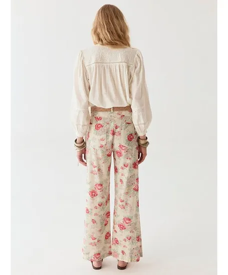 Maison Hotel Blouse Colette