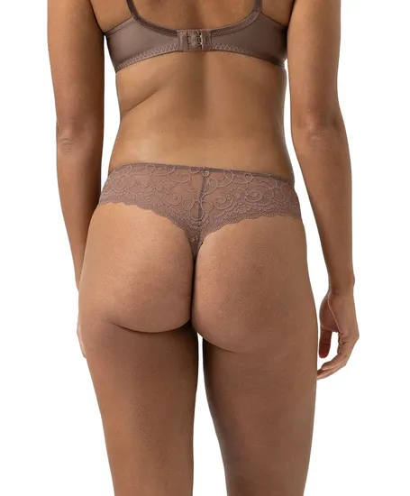 Mey String Amorous