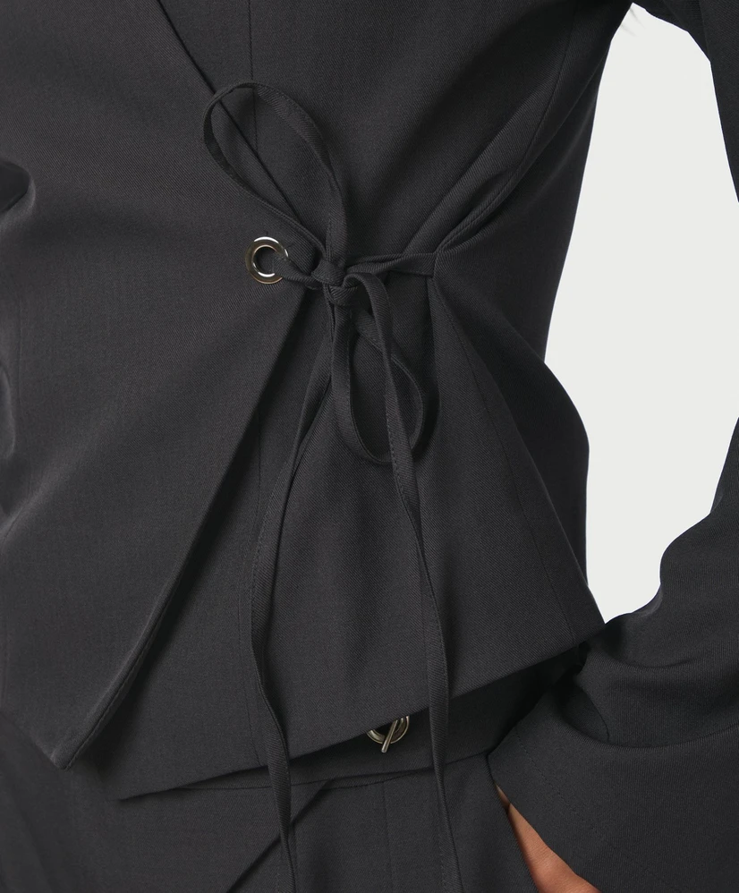 Neo Noir Blazer Simmi