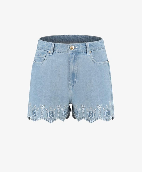 NIKKIE Short Cali