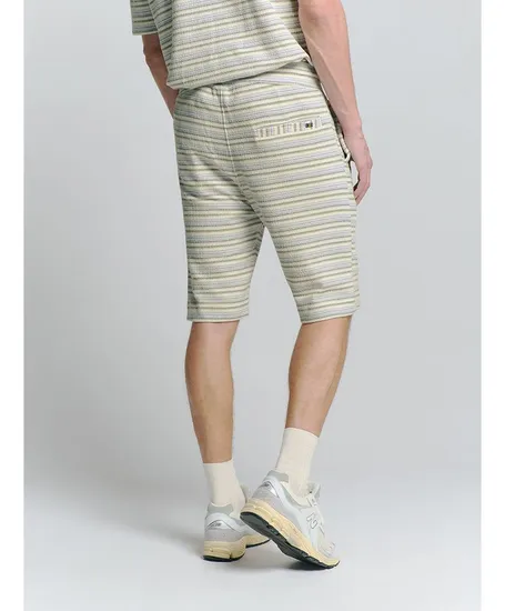 No Excess Short Gestreept