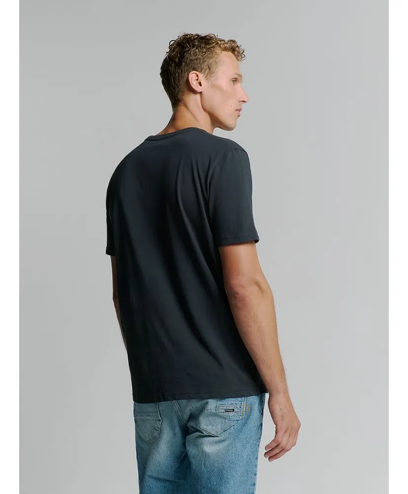No Excess T-shirt Basic